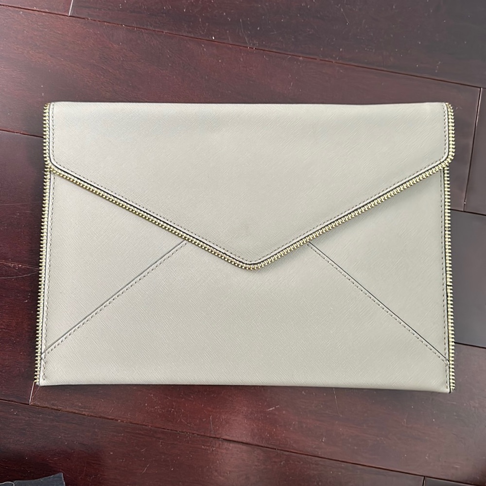 Leo clutch